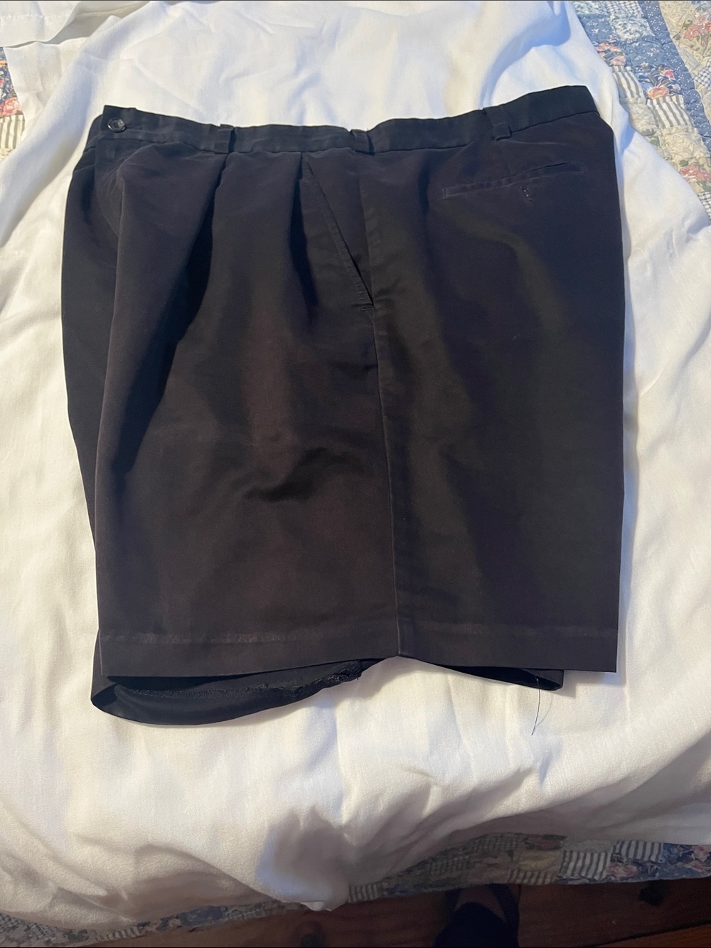 Izod Men's Black Flat Front Shorts
